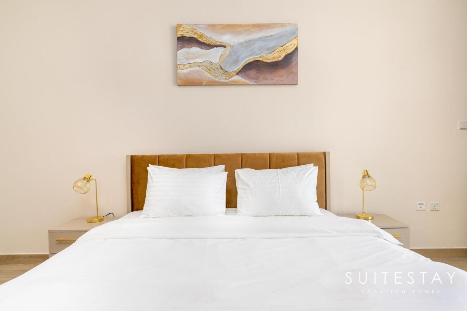 Apartment Prestigious With High Quality Interiors *